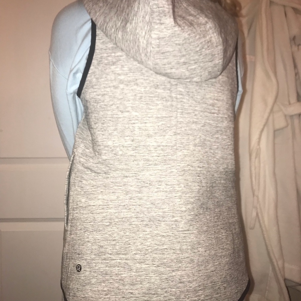 Lulu Lemon Thick Grey Vest